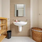 Elegant Apartment