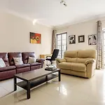 Elegant Apartment